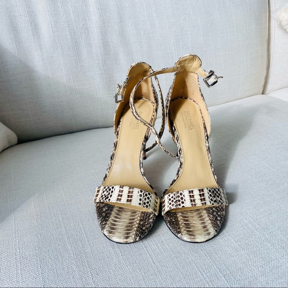 Almost brand new MK strappy sandles. Size: 5.5 OR size 6 with narrow feet.
